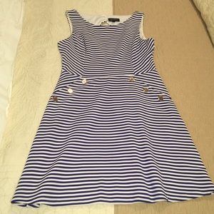 Jessica Simpson dress